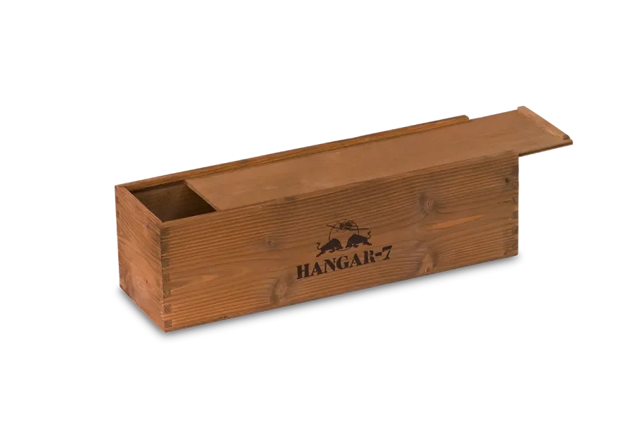 Solid spruce wine crate with stained surface and fire-pressure refinement