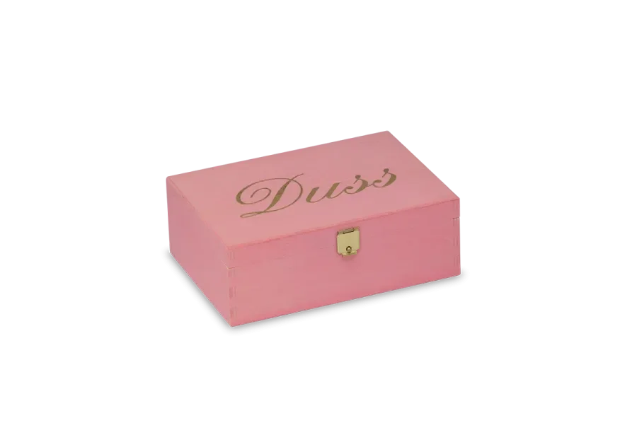 Cake box stained pink with golden screen printing