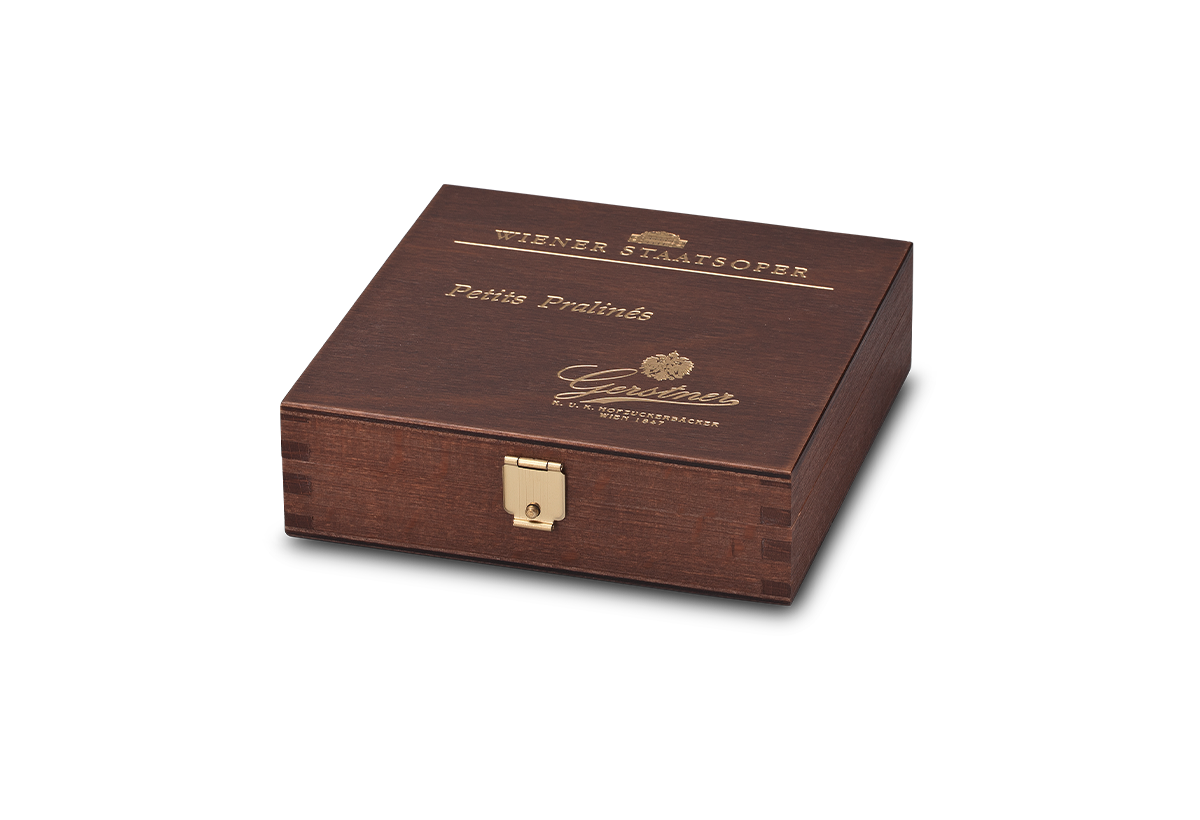 英国アンティーク CARR AND CO CHOCOLATE BISCUITS CABINET