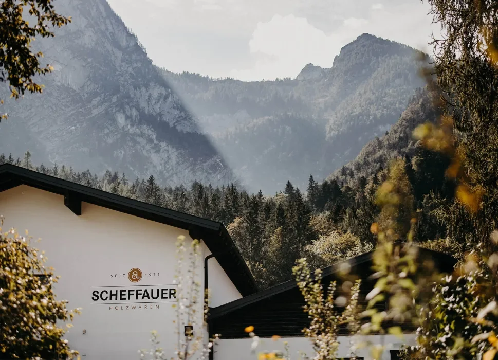 Die Holzmanufaktur Scheffauer im malerischen Salzburger Land