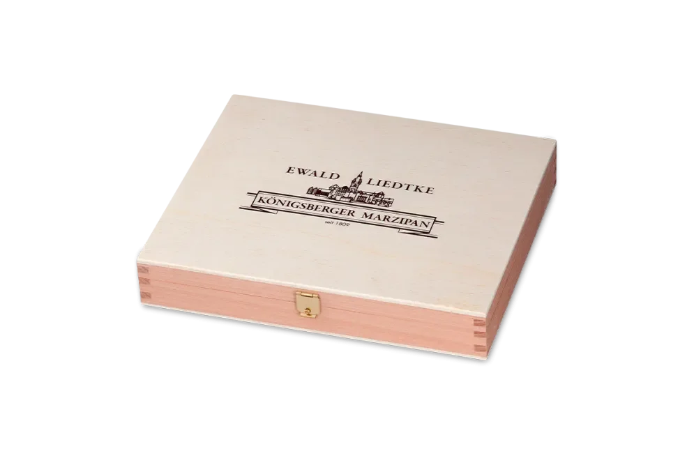 Poplar plywood praline box with silk screen printing and hinged lid