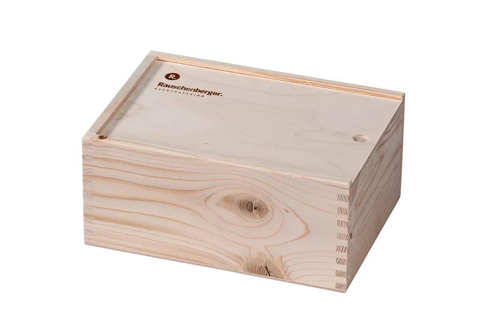 Geschenkbox Fichte mit Ästen und Branddruck und Schiebedeckel von Scheffauer-Holzwaren