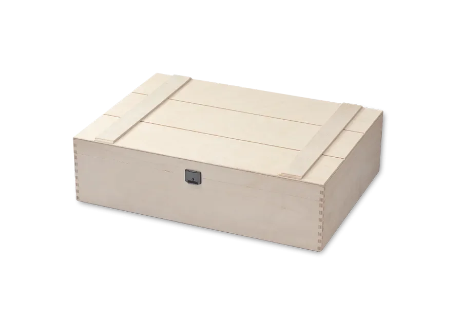Gift box with birch trim